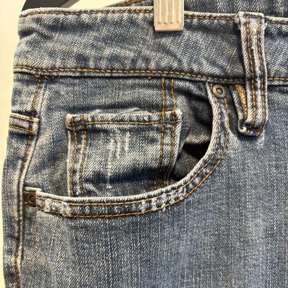 Old Navy Women’s Curvy Bootcut Stretch Slight Distressed Pocket Jeans | 14Short - Picture 2 of 8